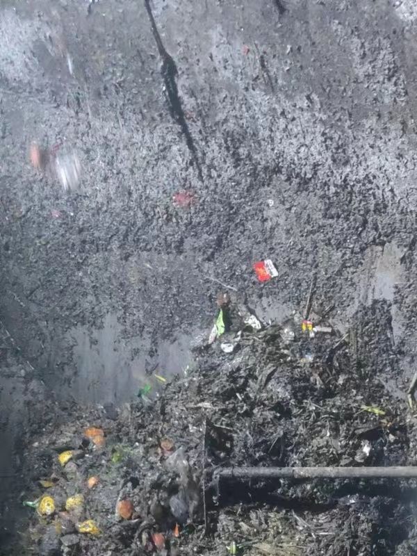 横林镇污水池清理